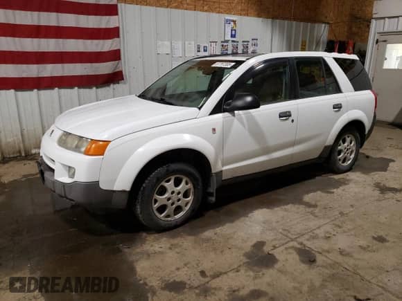 2003 Saturn VUE с VIN 5GZCZ63BX3S801710, выставлен на аукционе Copart как лот 57797305 с пробегом Не указан миль и Чистый • Clean title. История ставок и продаж доступна на DreamBid. Изображение 1.