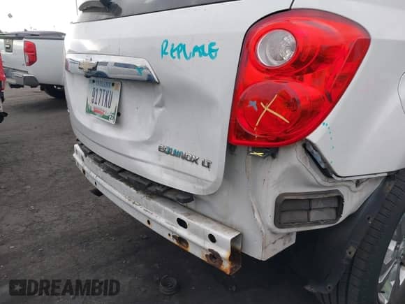 2015 Chevrolet Equinox LT с VIN 2GNFLGEK1F6405831, выставлен на аукционе IAAI как лот 43208977 с пробегом 125 911 миль миль и . История ставок и продаж доступна на DreamBid. Изображение 18.