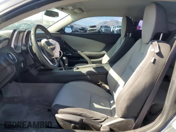 2013 Chevrolet Camaro LS с VIN 2G1FE1E30D9159965, выставлен на аукционе Copart как лот 69696665 с пробегом 124 012 миль миль и Списание • Salvage title. История ставок и продаж доступна на DreamBid. Изображение 7.