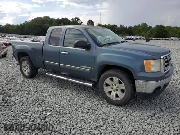 2008 GMC Sierra 1500 SLT with VIN 1GTEK19J58Z277364, listed as a Copart auction lot 60986155 with 259,400 mi miles and Salvage title. Bid and sale history available at DreamBid. Image 4.