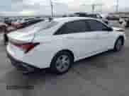 2024 Hyundai Elantra SE z VIN KMHLL4DG1RU640111, wystawiony jako Copart lot #81002785 z przebiegiem 18 911 mil mil oraz Szkoda całkowita • Salvage title. Historia ofert i sprzedaży dostępna na DreamBid. Obrazek 3.