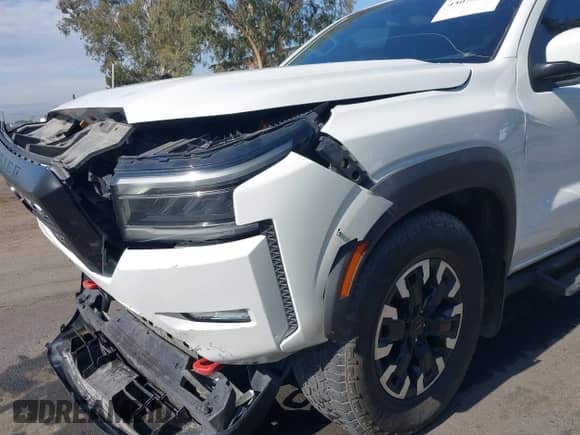 2023 Nissan Frontier SV с VIN 1N6ED1EK6PN651752, выставлен на аукционе IAAI как лот 43075209 с пробегом 37 441 миль миль и . История ставок и продаж доступна на DreamBid. Изображение 6.