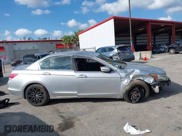 2012 Honda Accord LX Premium с VIN 1HGCP2F48CA027252, выставлен на аукционе IAAI как лот 42011848 с пробегом 88 443 миль миль и . История ставок и продаж доступна на DreamBid. Изображение 13.