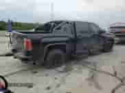 2017 GMC Sierra 1500 SLT с VIN 3GTU2NEC2HG221389, выставлен на аукционе Copart как лот 69993535 с пробегом 230 452 миль миль и Списание • Salvage title. История ставок и продаж доступна на DreamBid. Изображение 3.