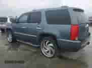 2009 Cadillac Escalade z VIN 1GYFC13279R243568, wystawiony jako Copart lot #49336995 z przebiegiem 166 290 mil mil oraz Szkoda całkowita • Salvage title. Historia ofert i sprzedaży dostępna na DreamBid. Obrazek 2.