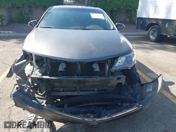 2014 Toyota Camry SE with VIN 4T1BF1FK0EU305189, listed as a IAAI auction lot 43398662 with 207,493 mi miles and . Bid and sale history available at DreamBid. Image 12.