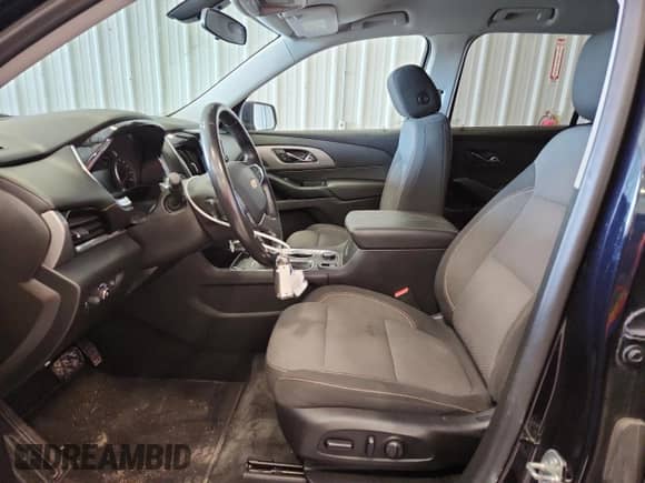 2020 Chevrolet Traverse LT Cloth with VIN 1GNEVGKW5LJ103812, listed as a Copart auction lot 81618205 with 61,293 mi miles and Salvage title. Bid and sale history available at DreamBid. Image 7.