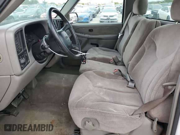 1999 GMC Sierra 1500 SL z VIN 1GTEC14V3XE544949, wystawiony jako Copart lot #68512264 z przebiegiem Nie podano mil oraz Szkoda całkowita • Salvage title. Historia ofert i sprzedaży dostępna na DreamBid. Obrazek 7.