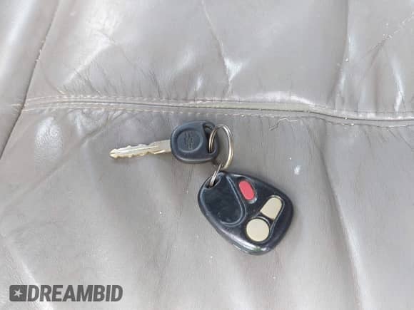 2002 Chevrolet Silverado 1500HD LT с VIN 1GCGK13U42F162985, выставлен на аукционе IAAI как лот 42577250 с пробегом 180 556 миль миль и . История ставок и продаж доступна на DreamBid. Изображение 11.