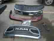 2018 Ram 1500 Longhorn z VIN 1C6RR7PM0JS242590, wystawiony jako Copart lot #63466245 z przebiegiem 72 897 mil mil oraz Czysty tytuł • Clean title. Historia ofert i sprzedaży dostępna na DreamBid. Obrazek 12.