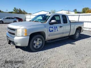 2011 Chevrolet Silverado 1500 LT z VIN 1GCRKSE3XBZ261859, wystawiony jako Copart lot #84919275 z przebiegiem Nie podano mil oraz Czysty tytuł • Clean title. Historia ofert i sprzedaży dostępna na DreamBid. Obrazek 1.