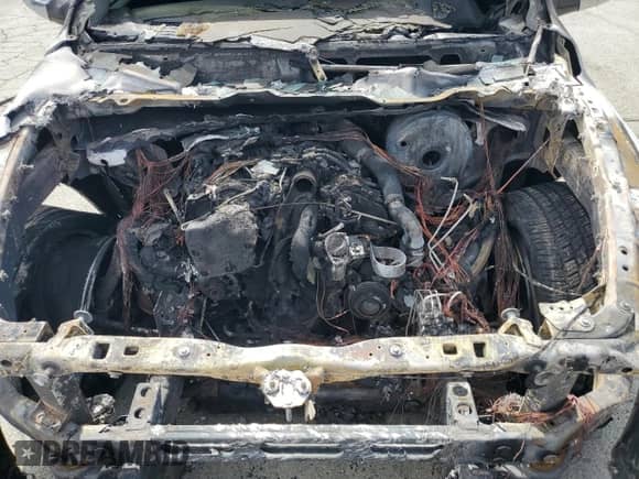 2014 Ram 1500 Laramie z VIN 1C6RR7NM9ES398863, wystawiony jako Copart lot #66007445 z przebiegiem Nie podano mil oraz Nie do naprawy • Non repairable. Historia ofert i sprzedaży dostępna na DreamBid. Obrazek 11.