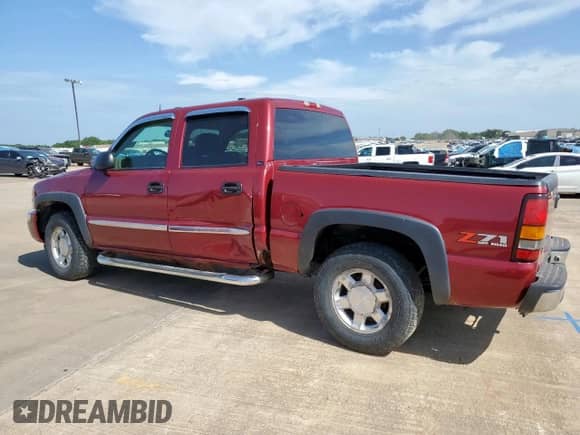 2005 GMC Sierra 1500 SLT z VIN 2GTEK13T951234399, wystawiony jako Copart lot #65750215 z przebiegiem 79 070 mil mil oraz Szkoda całkowita • Salvage title. Historia ofert i sprzedaży dostępna na DreamBid. Obrazek 2.