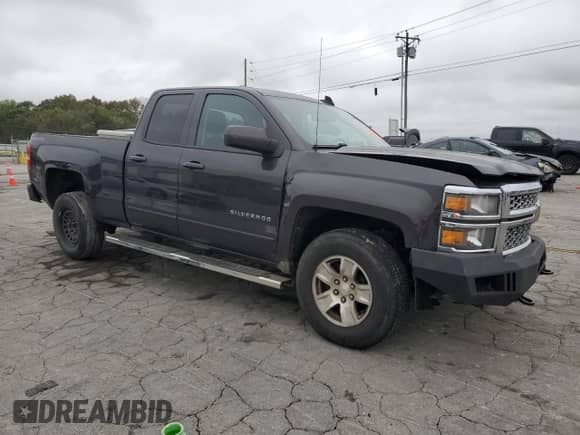 2015 Chevrolet Silverado 1500 LT с VIN 1GCVKREC5FZ430778, выставлен на аукционе Copart как лот 82282625 с пробегом 205 801 миль миль и Списание • Salvage title. История ставок и продаж доступна на DreamBid. Изображение 4.