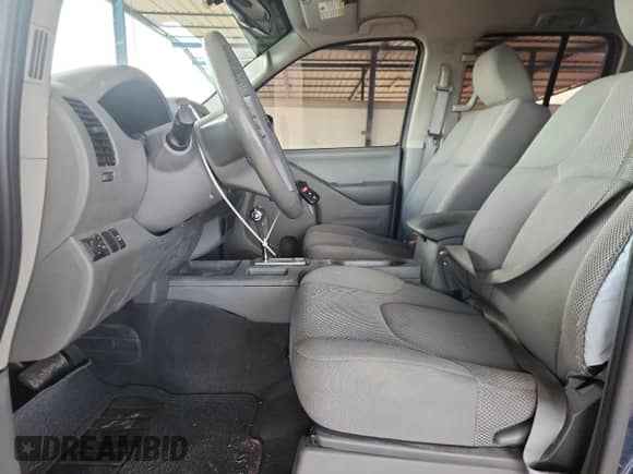 2019 Nissan Frontier SV with VIN 1N6DD0ERXKN786860, listed as a Copart auction lot 82303225 with 117,405 mi miles and Salvage title. Bid and sale history available at DreamBid. Image 7.