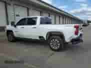 2024 Chevrolet Silverado 2500HD Custom с VIN 2GC4YME75R1132258, выставлен на аукционе Copart как лот 69998305 с пробегом 87 232 миль миль и Списание • Salvage title. История ставок и продаж доступна на DreamBid. Изображение 2.