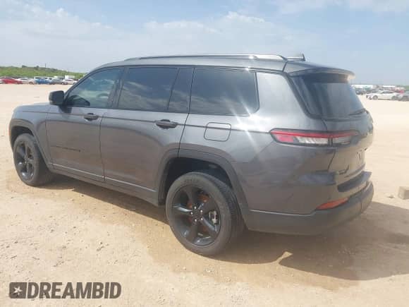 2023 Jeep Grand Cherokee Altitude with VIN 1C4RJKAG0P8700978, listed as a IAAI auction lot 42143863 with Not provided miles and . Bid and sale history available at DreamBid. Image 3.