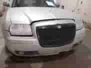 2005 Chrysler 300 Touring с VIN 2C3JA53G75H625400, выставлен на аукционе IAAI как лот 43314318 с пробегом 221 874 миль миль и . История ставок и продаж доступна на DreamBid. Изображение 17.
