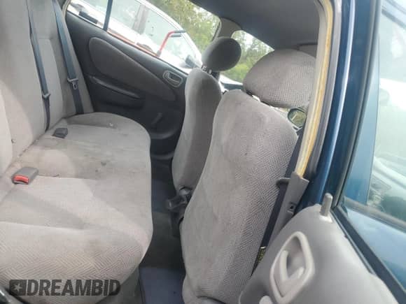 1999 Chevrolet Prizm с VIN 1Y1SK5284XZ409543, выставлен на аукционе Copart как лот 84379805 с пробегом Не указан миль и Списание • Salvage title. История ставок и продаж доступна на DreamBid. Изображение 10.