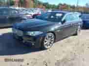 2014 BMW 5 Series 535i xDrive z VIN WBA5B3C56ED539065, wystawiony jako IAAI lot #43469532 z przebiegiem 103 129 mil mil oraz . Historia ofert i sprzedaży dostępna na DreamBid. Obrazek 2.