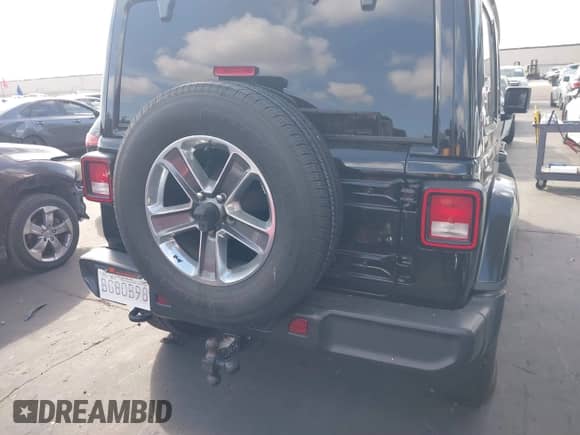 2022 Jeep Wrangler Unlimited Sahara with VIN 1C4HJXEN2NW164108, listed as a IAAI auction lot 41662575 with 37,277 mi miles and . Bid and sale history available at DreamBid. Image 15.