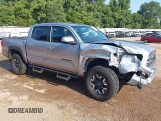 2017 Toyota Tacoma SR5 with VIN 5TFCZ5AN9HX116956, listed as a IAAI auction lot 42893281 with 156,440 mi miles and . Bid and sale history available at DreamBid. Image 1.