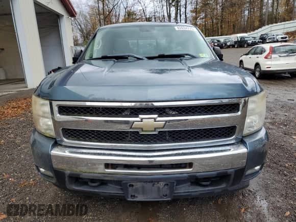 2011 Chevrolet Silverado 1500 LT z VIN 1GCRKSE39BZ101262, wystawiony jako Copart lot #82634775 z przebiegiem 126 788 mil mil oraz Czysty tytuł • Clean title. Historia ofert i sprzedaży dostępna na DreamBid. Obrazek 5.