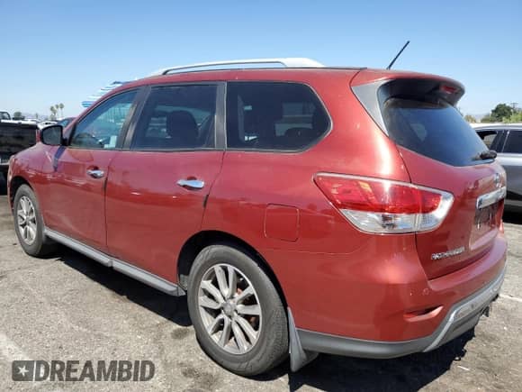 2014 Nissan Pathfinder S with VIN 5N1AR2MN0EC688661, listed as a Copart auction lot 71724515 with 104,270 mi miles and Clean title. Bid and sale history available at DreamBid. Image 2.
