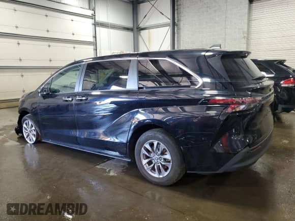 2023 Toyota Sienna XLE с VIN 5TDYRKEC1PS137687, выставлен на аукционе Copart как лот 70701355 с пробегом 21 678 миль миль и Списание • Salvage title. История ставок и продаж доступна на DreamBid. Изображение 2.