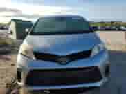 2020 Toyota Sienna L with VIN 5TDZZ3DC7LS039902, listed as a Copart auction lot 80336714 with 171,928 mi miles and Non repairable. Bid and sale history available at DreamBid. Image 5.