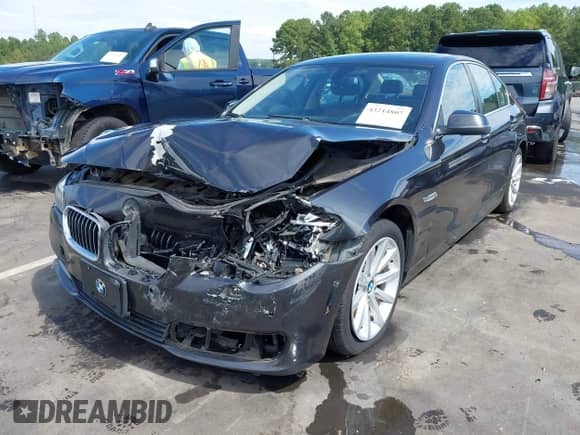 2014 BMW 5 Series 535i xDrive с VIN WBA5B3C56ED292808, выставлен на аукционе IAAI как лот 43214807 с пробегом 181 423 миль миль и . История ставок и продаж доступна на DreamBid. Изображение 6.
