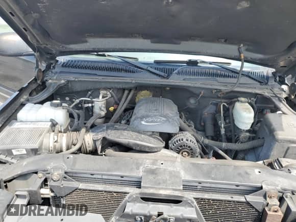 2004 Chevrolet Silverado 2500HD LS with VIN 1GCHK29UX4E242480, listed as a Copart auction lot 66128945 with 207,484 mi miles and Salvage title. Bid and sale history available at DreamBid. Image 11.