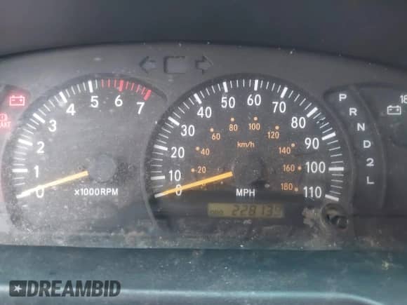 2001 Toyota Tundra Limited z VIN 5TBRT38171S140583, wystawiony jako IAAI lot #41291679 z przebiegiem 228 139 mil mil oraz . Historia ofert i sprzedaży dostępna na DreamBid. Obrazek 7.