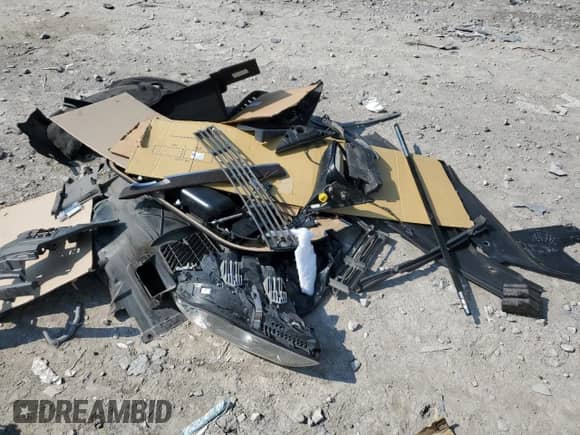 2014 BMW 7 Series 740i z VIN WBAYA6C59ED144220, wystawiony jako Copart lot #80545745 z przebiegiem 138 828 mil mil oraz Szkoda całkowita • Salvage title. Historia ofert i sprzedaży dostępna na DreamBid. Obrazek 12.