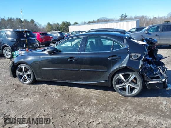 2018 Lexus IS 300 z VIN JTHC81D22J5030353, wystawiony jako IAAI lot #41747231 z przebiegiem 61 614 mil mil oraz . Historia ofert i sprzedaży dostępna na DreamBid. Obrazek 14.