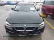 2012 BMW 3 Series 335i z VIN WBA3A9G57CNP35420, wystawiony jako IAAI lot #41449784 z przebiegiem 100 692 mil mil oraz . Historia ofert i sprzedaży dostępna na DreamBid. Obrazek 12.