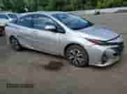 2017 Toyota Prius Premium with VIN JTDKARFP0H3004140, listed as a Copart auction lot 68099015 with 185,877 mi miles and Salvage title. Bid and sale history available at DreamBid. Image 4.