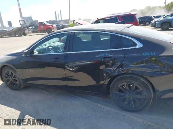 2021 Chevrolet Malibu LT z VIN 1G1ZD5ST7MF068730, wystawiony jako IAAI lot #43113571 z przebiegiem 78 529 mil mil oraz . Historia ofert i sprzedaży dostępna na DreamBid. Obrazek 14.