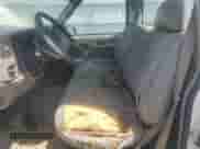 2000 Chevrolet Silverado 3500 с VIN 1GCGC34R5YR226476, выставлен на аукционе Copart как лот 66143645 с пробегом 226 912 миль миль и Списание • Salvage title. История ставок и продаж доступна на DreamBid. Изображение 7.