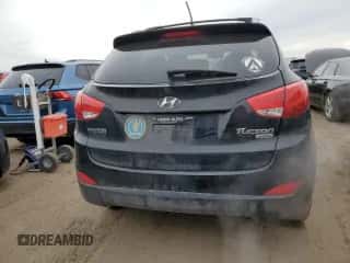 2012 Hyundai Tucson GLS z VIN KM8JU3AC6CU375192, wystawiony jako Copart lot #43734835 z przebiegiem 227 567 mil mil oraz Czysty tytuł • Clean title. Historia ofert i sprzedaży dostępna na DreamBid. Obrazek 6.