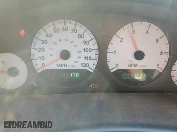 2006 Dodge Caravan SXT with VIN 1D4GP45RX6B738669, listed as a Copart auction lot 60541445 with 235,170 mi miles and Salvage title. Bid and sale history available at DreamBid. Image 9.