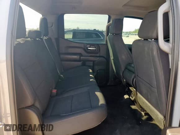 2024 Chevrolet Silverado 1500 Custom Trail Boss z VIN 3GCPDCEK2RG197468, wystawiony jako Copart lot #83947465 z przebiegiem Nie podano mil oraz Szkoda całkowita • Salvage title. Historia ofert i sprzedaży dostępna na DreamBid. Obrazek 10.