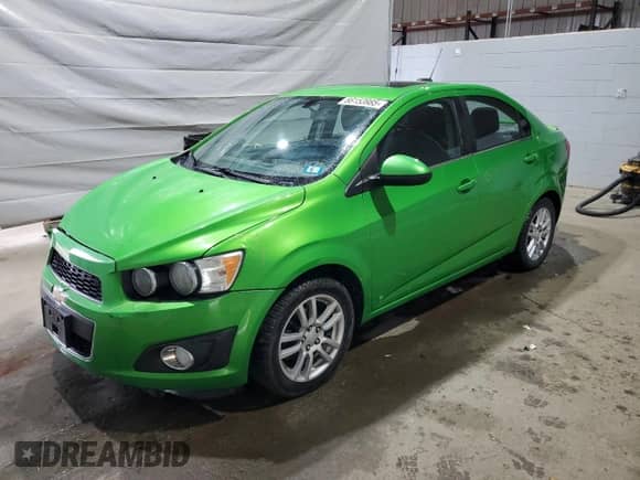 2015 Chevrolet Sonic LT с VIN 1G1JC5SH6F4129401, выставлен на аукционе Copart как лот 66153985 с пробегом 144 453 миль миль и Списание • Salvage title. История ставок и продаж доступна на DreamBid. Изображение 1.