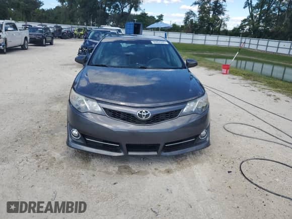 2012 Toyota Camry L z VIN 4T1BF1FK9CU160411, wystawiony jako Copart lot #86804265 z przebiegiem 132 949 mil mil oraz Szkoda całkowita • Salvage title. Historia ofert i sprzedaży dostępna na DreamBid. Obrazek 5.