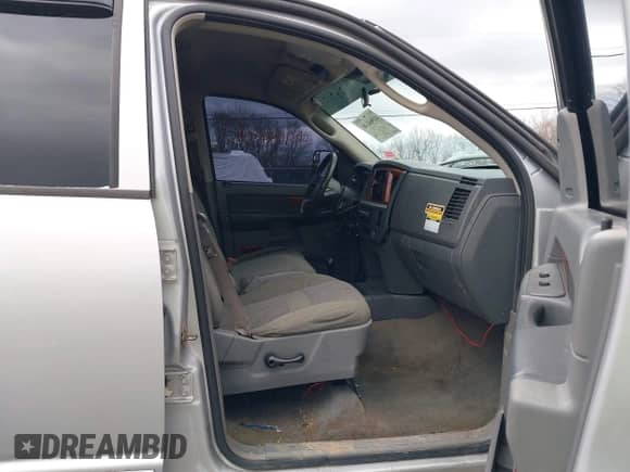 2006 Dodge 1500 SLT с VIN 1D7HU18276S700734, выставлен на аукционе IAAI как лот 41964140 с пробегом 203 555 миль миль и . История ставок и продаж доступна на DreamBid. Изображение 5.