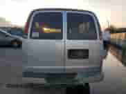 2001 Chevrolet Express z VIN 1GAHG39RX11106199, wystawiony jako Copart lot #81802994 z przebiegiem 171 548 mil mil oraz Szkoda całkowita • Salvage title. Historia ofert i sprzedaży dostępna na DreamBid. Obrazek 6.