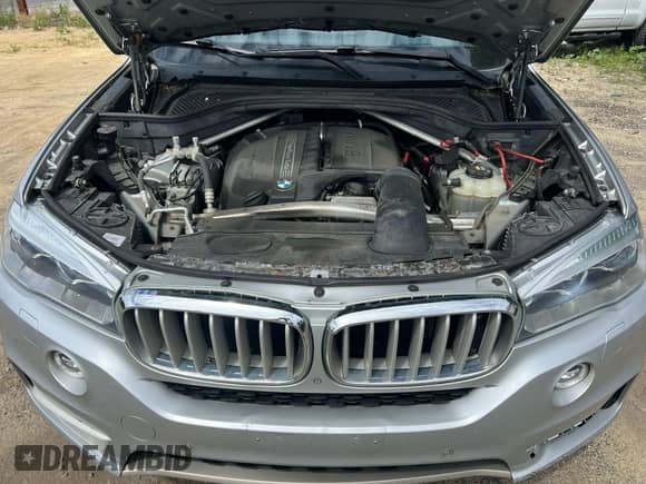 2017 BMW X5 xDrive35i с VIN 5UXKR0C53H0V50549, выставлен на аукционе IAAI как лот 42856048 с пробегом 179 673 миль миль и . История ставок и продаж доступна на DreamBid. Изображение 9.