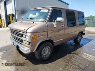 1995 Chevrolet Chevy Van с VIN 1GBEG25Z4SF163727, выставлен на аукционе Copart как лот 68193485 с пробегом 165 321 миль миль и Списание • Salvage title. История ставок и продаж доступна на DreamBid. Изображение 1.