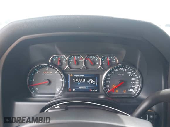 2014 Chevrolet Silverado 1500 LT z VIN 3GCUKREC6EG172457, wystawiony jako IAAI lot #42841010 z przebiegiem 180 569 mil mil oraz . Historia ofert i sprzedaży dostępna na DreamBid. Obrazek 7.