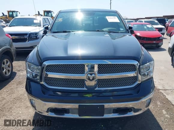 2018 Ram 1500 Big Horn z VIN 1C6RR6LT1JS132672, wystawiony jako IAAI lot #43161381 z przebiegiem 136 924 mil mil oraz . Historia ofert i sprzedaży dostępna na DreamBid. Obrazek 13.